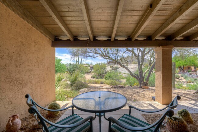 Building Photo - 1103 Ocotillo Cir