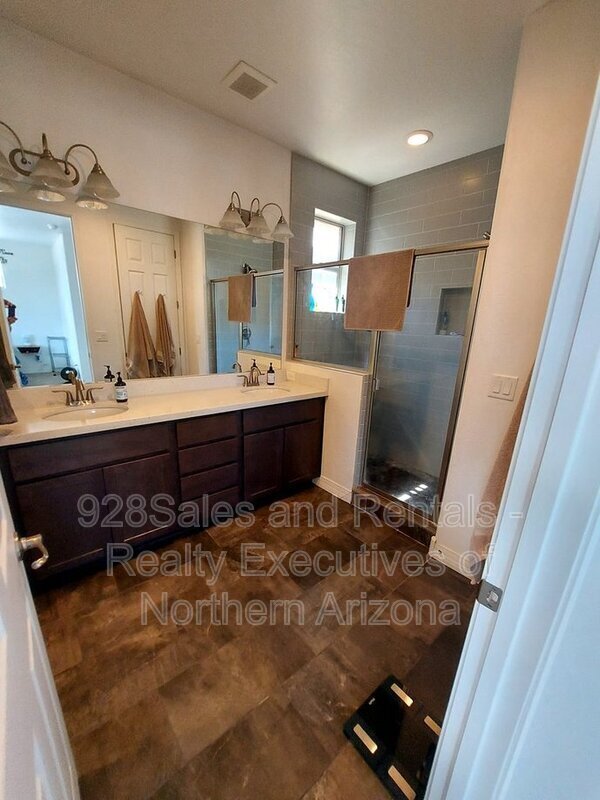 Building Photo - 2449 W Bruce Balle Dr