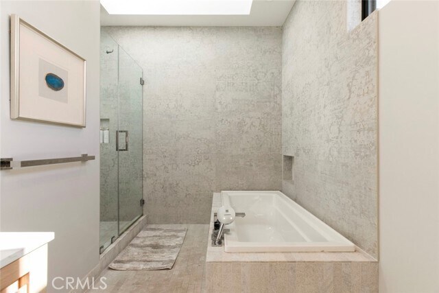 Building Photo - 617 Hazel St