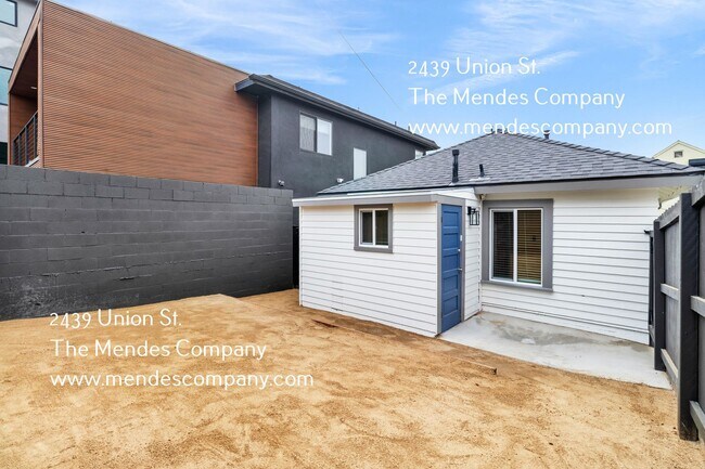 Building Photo - 2439 Union St