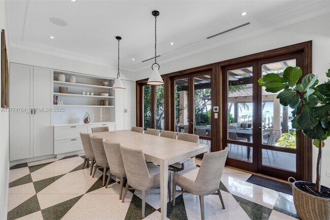 Building Photo - 9 Harbor Point