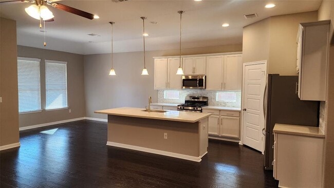 Building Photo - 16409 Pallazo Dr