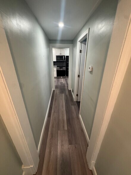 hallway - 609 Broad Ave