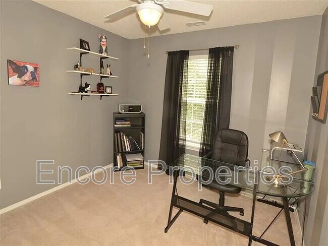 Building Photo - 6225 Saybrooke Dr