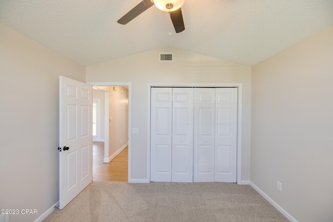 Building Photo - 108 Leeward Way