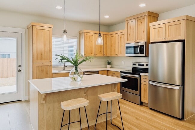 Building Photo - 63455 N Hwy 97