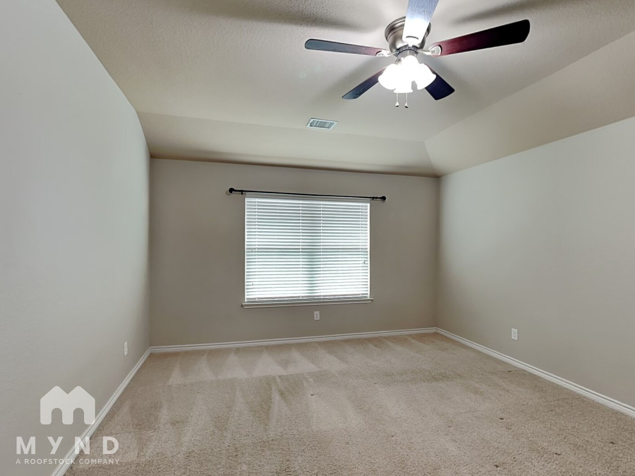 Building Photo - 1417 Castle Creek Dr