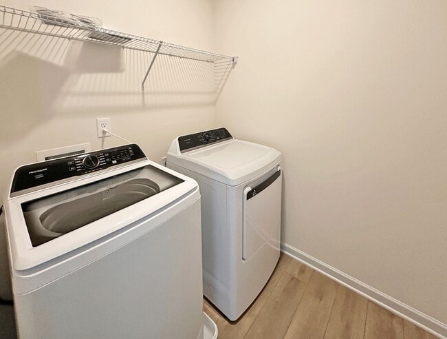 Building Photo - 86 Professional Ct