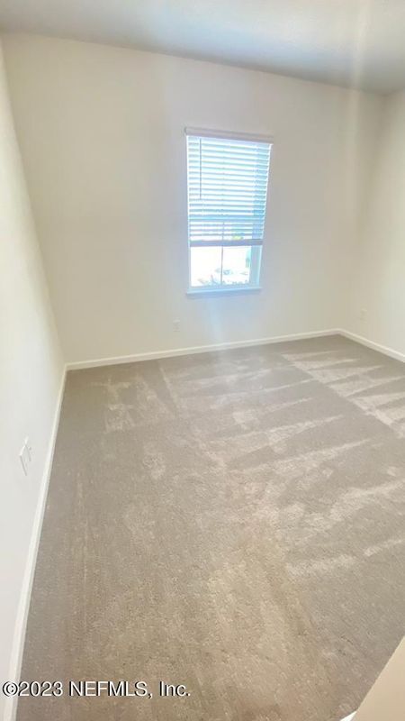 Building Photo - 55 Fieldfare Ln