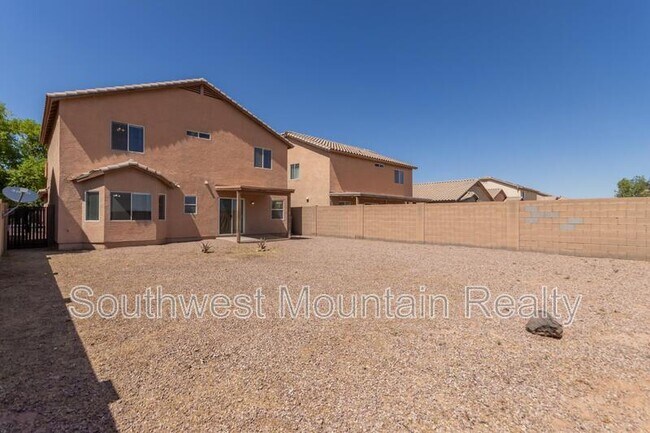 Building Photo - 5179 E Silverbell Rd