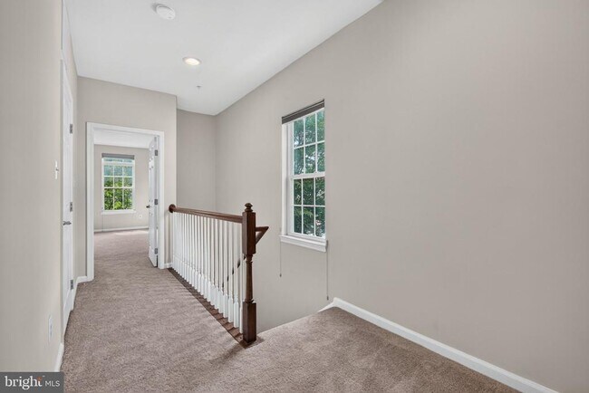 Building Photo - 1303 Cheswick Ln