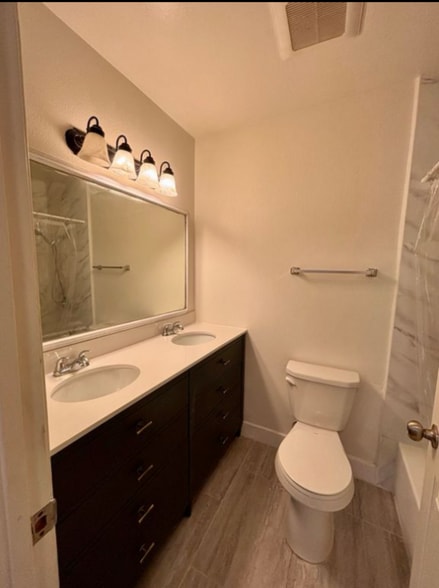 Building Photo - 1204 Acadia Pl