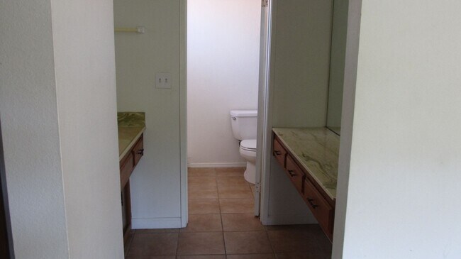 Building Photo - 1172 Louden Ln