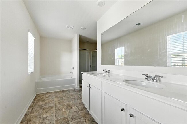 Building Photo - 6753 Chilkat Ct SW
