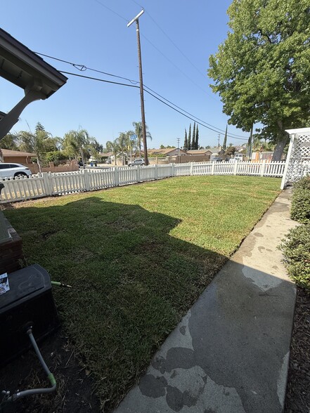 Building Photo - 7700 Alcove Ave