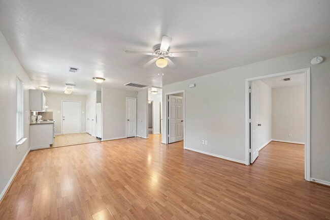 Building Photo - 3307 Angel Ln