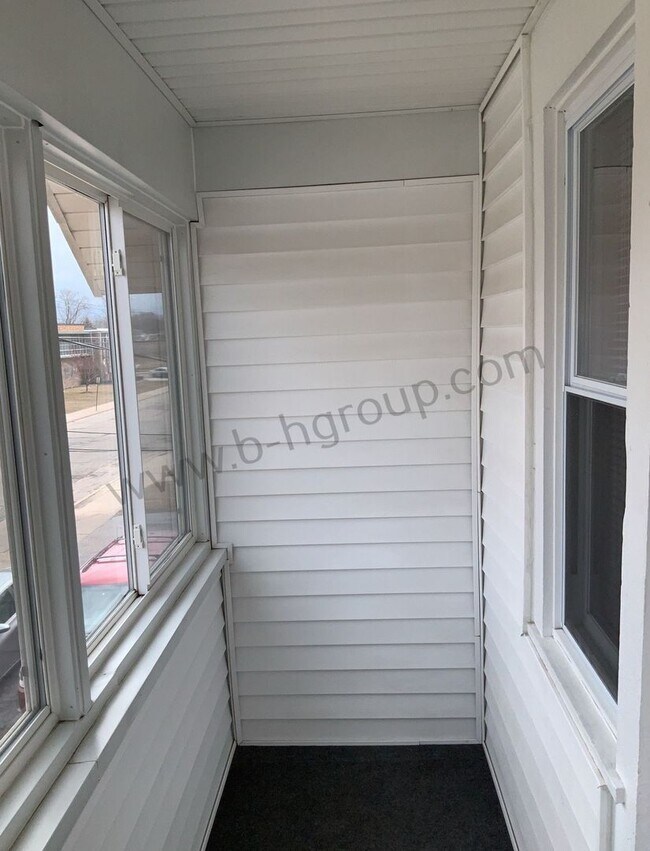 Building Photo - 1313 73rd St