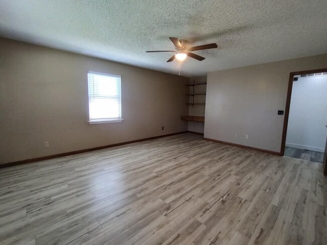 Building Photo - Gorgeous Home for Rent
