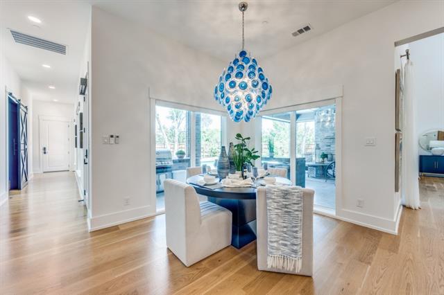 Building Photo - 6499 Royalton Dr