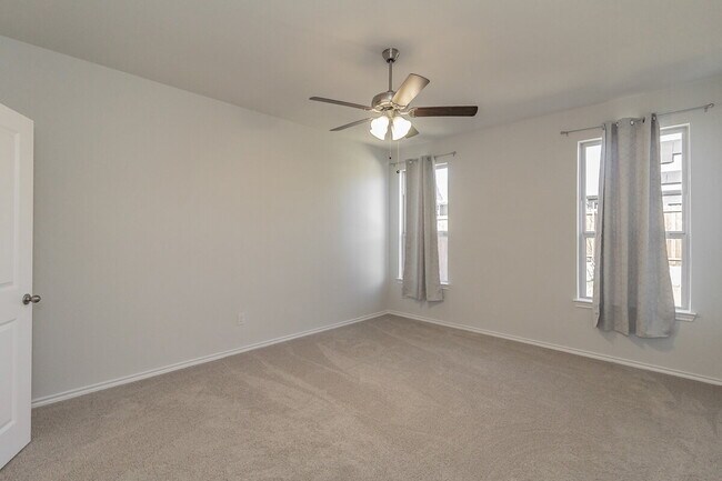 Building Photo - "Beautiful 3-Bedroom 2-Bath Oasis in Forney, TX: Spacious Living!"
