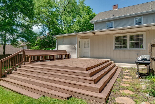 Building Photo - 946 Caldwell Ln