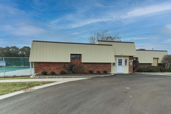 Building Photo - 1306 Forestdale Ct