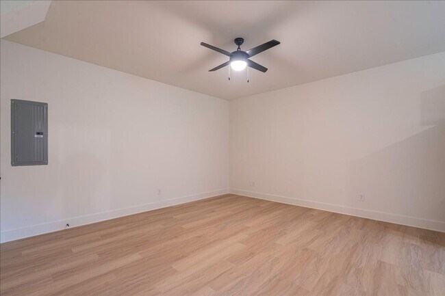 Building Photo - Brand New Construction in Near Downtown Athens