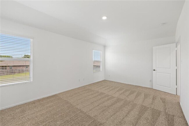 Building Photo - 21724 Wilmiller Ln