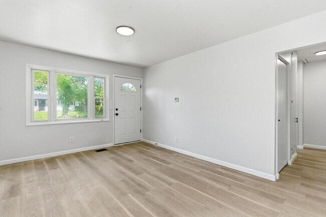 Building Photo - 4466 Gatewood Pl