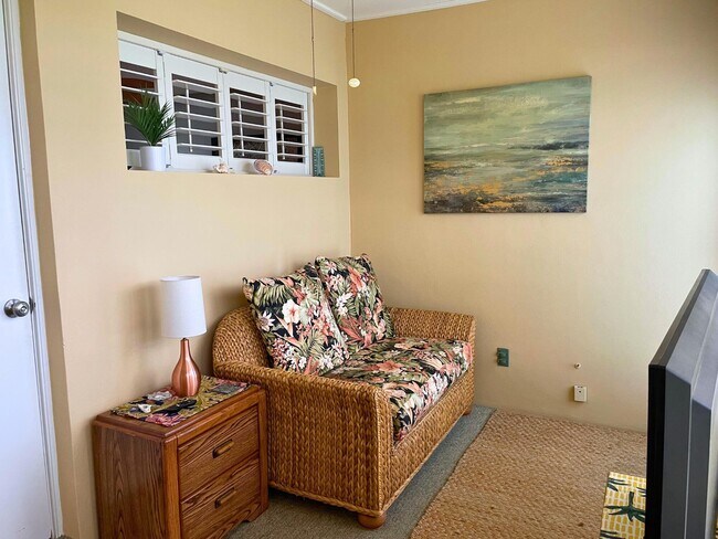 Building Photo - 3301 Loren Rd