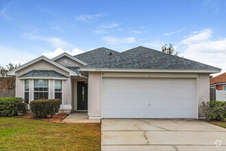 Building Photo - 3233 Chantilly Ct