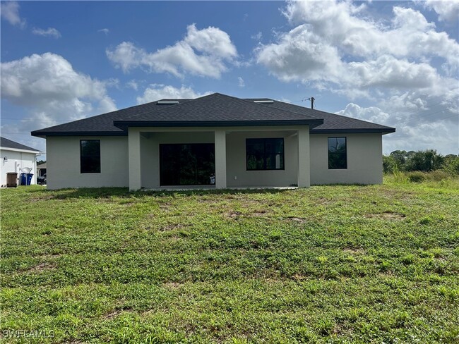 Building Photo - 2019 NW 17th St