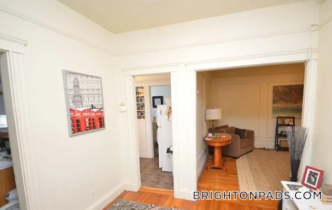 Primary Photo - 66 Chiswick Rd