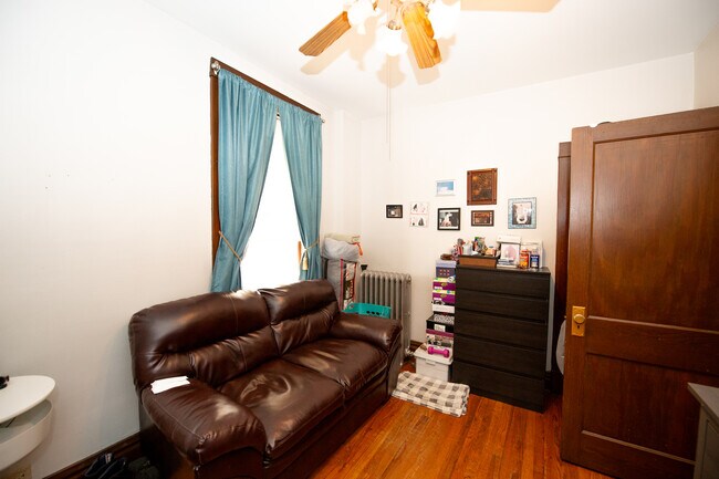 Building Photo - 5051 W Berenice Ave