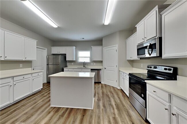Building Photo - 345 Westridge Cir