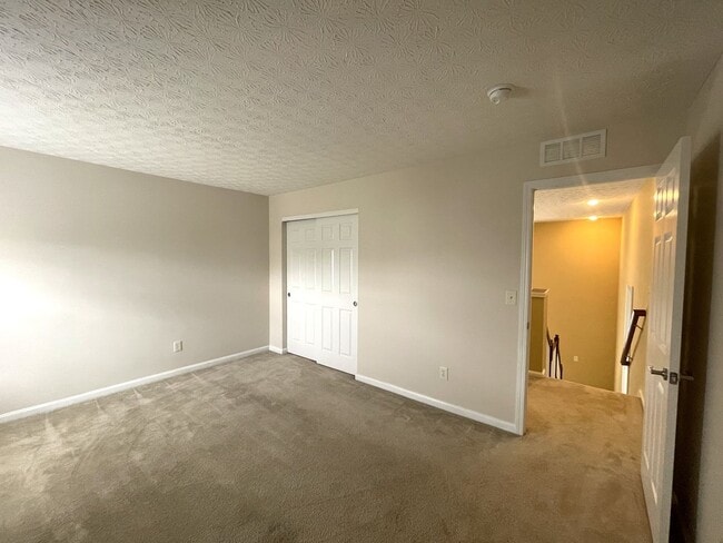 Building Photo - 6127 Janes Way