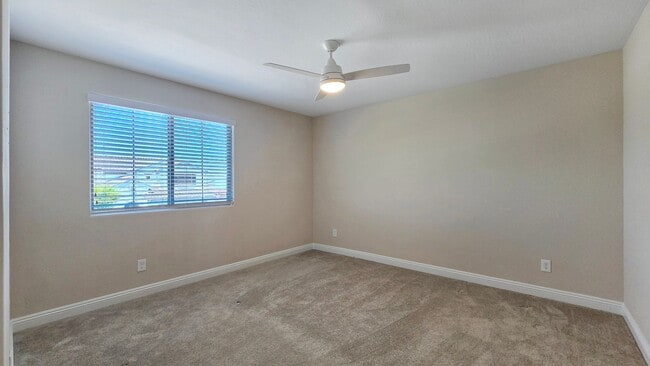 Building Photo - Private Pool in excellent newer neighborhood!