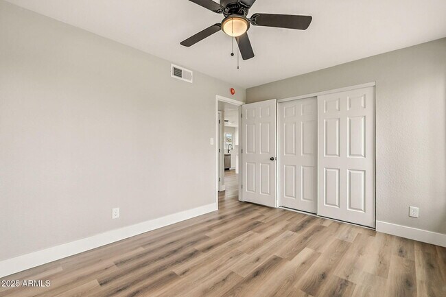 Building Photo - 3262 E Enid Ave