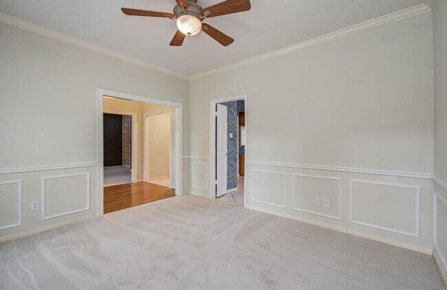 Building Photo - 16839 Willow Bend Ct