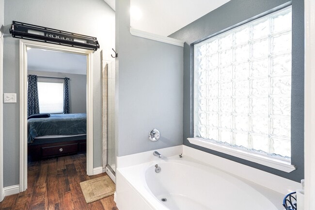 Building Photo - 28139 Canyon Wren Dr