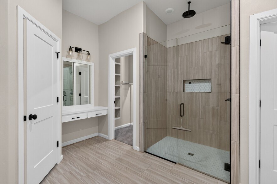 Building Photo - 709 Timber Trl
