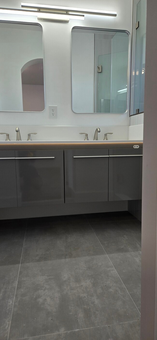 Building Photo - 12881 SW 30th St