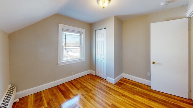 Building Photo - 18-20 Kelley Ct. #18 Brighton