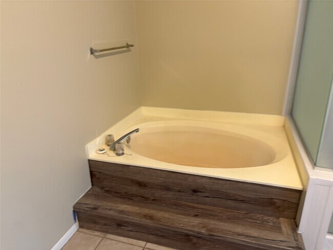 Building Photo - 3310 Mulberry Hill Ln