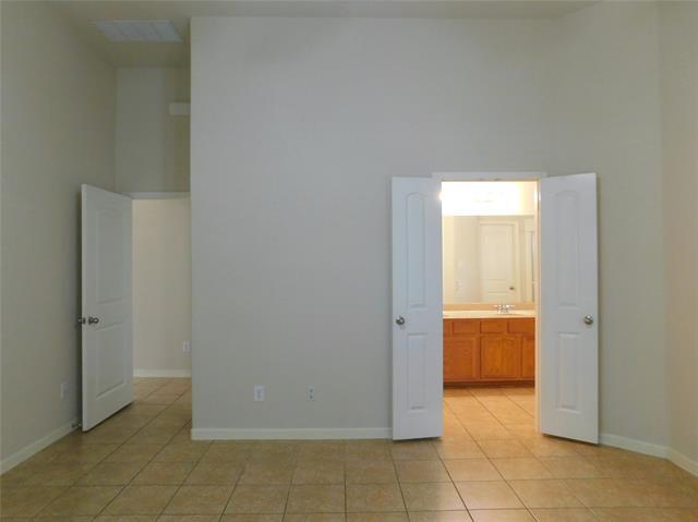 Building Photo - 717 Partridge Dr