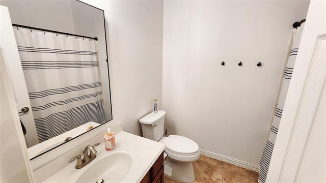 Building Photo - 3464 Twin Pines Dr