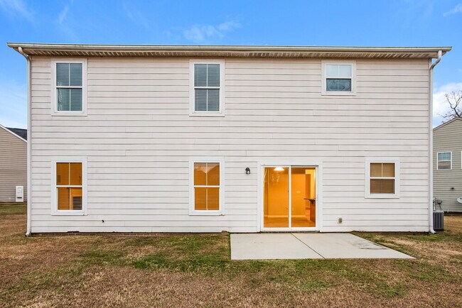 Building Photo - 1701 Seefin Ct