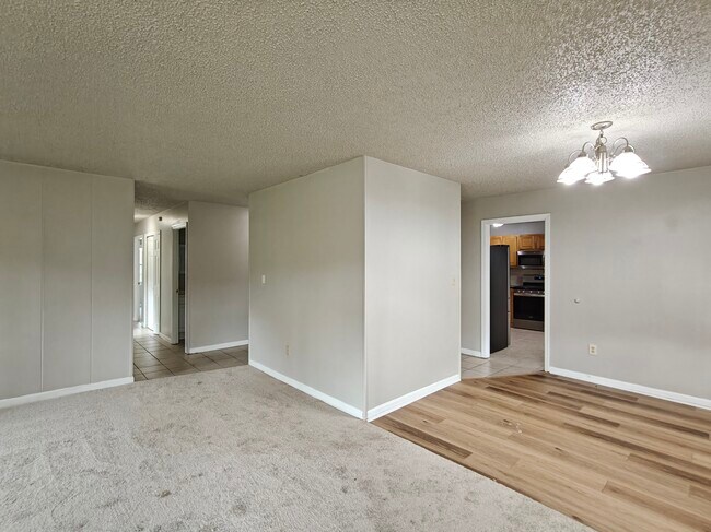 Building Photo - 45 Meribrook Cir