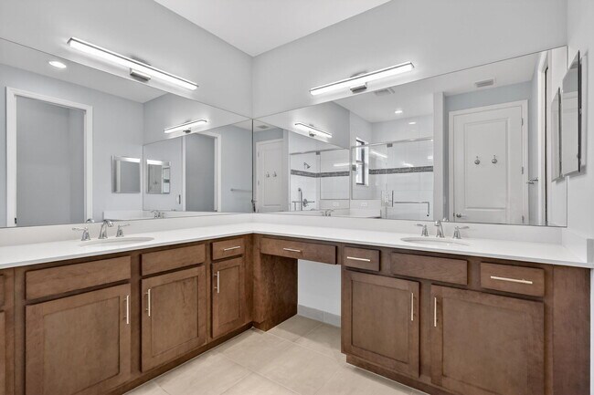 Building Photo - 12719 SW Blue Mangrove Pkwy