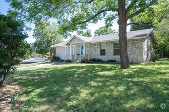 Building Photo - Charming 3/1 South Congress Retreat!